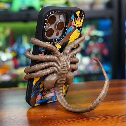 Facehugger phone holder alien - facehugger,