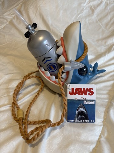 Universal studios jaws 50th - universal,